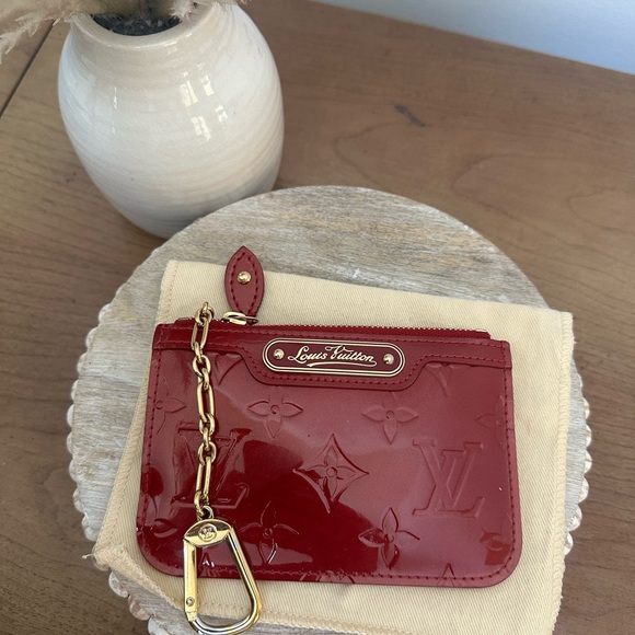Louis Vuitton Handbags - Louis Vuitton Vernis Cles